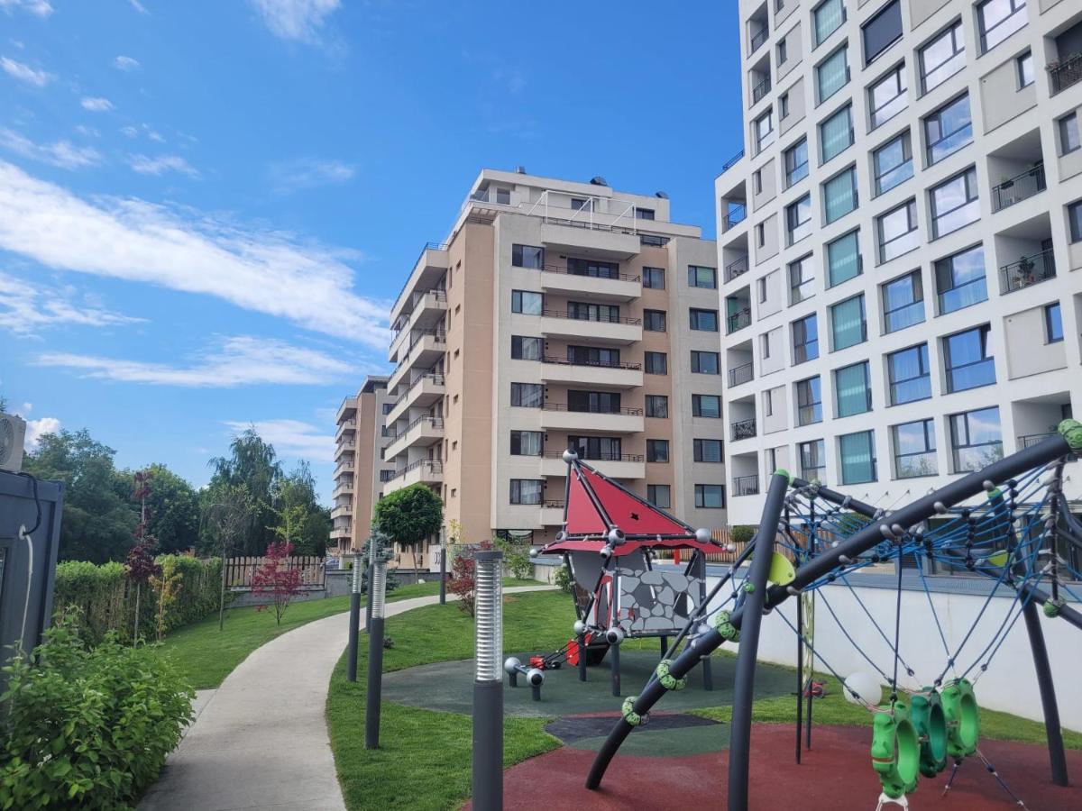 Apartment In Bucharest, Baneasa Green Area Εξωτερικό φωτογραφία